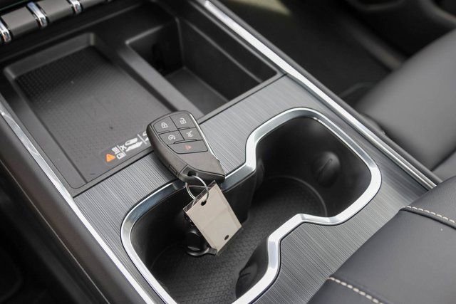 New 2026 GMC Acadia Elevation w/ Black Edition image 9