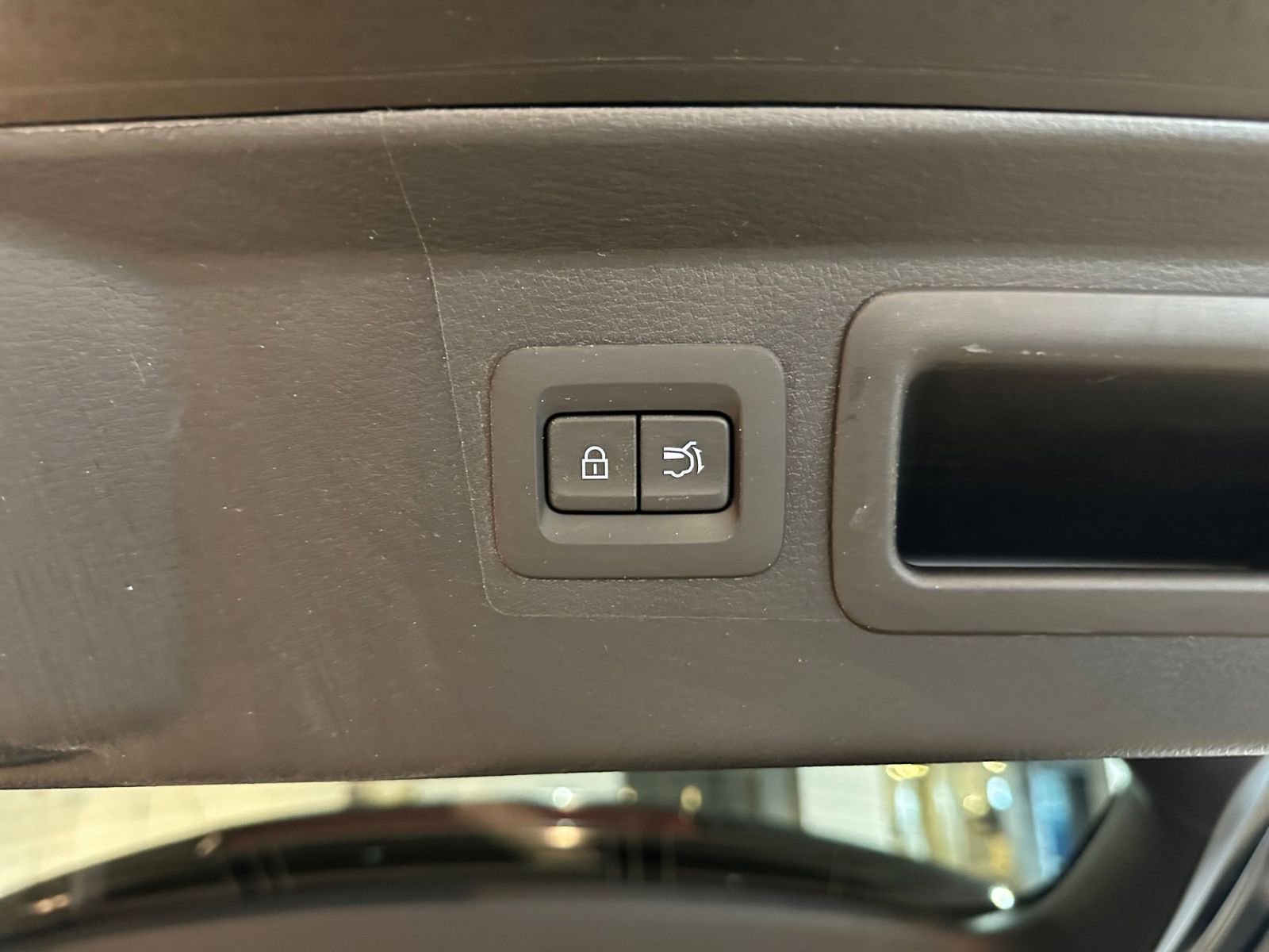 Used 2025 MAZDA CX-50 2.5 Hybrid w/ Premium Plus Pkg image 23