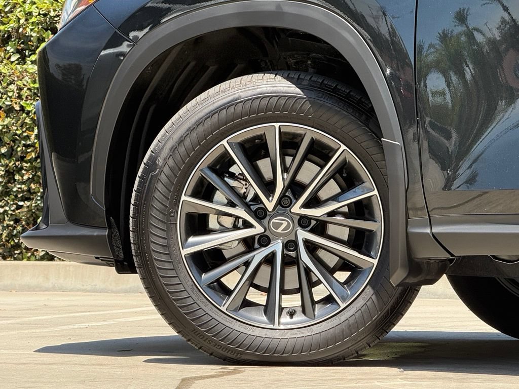 Certified 2026 Lexus NX 350h AWD w/ Accessory Package (2T) image 9
