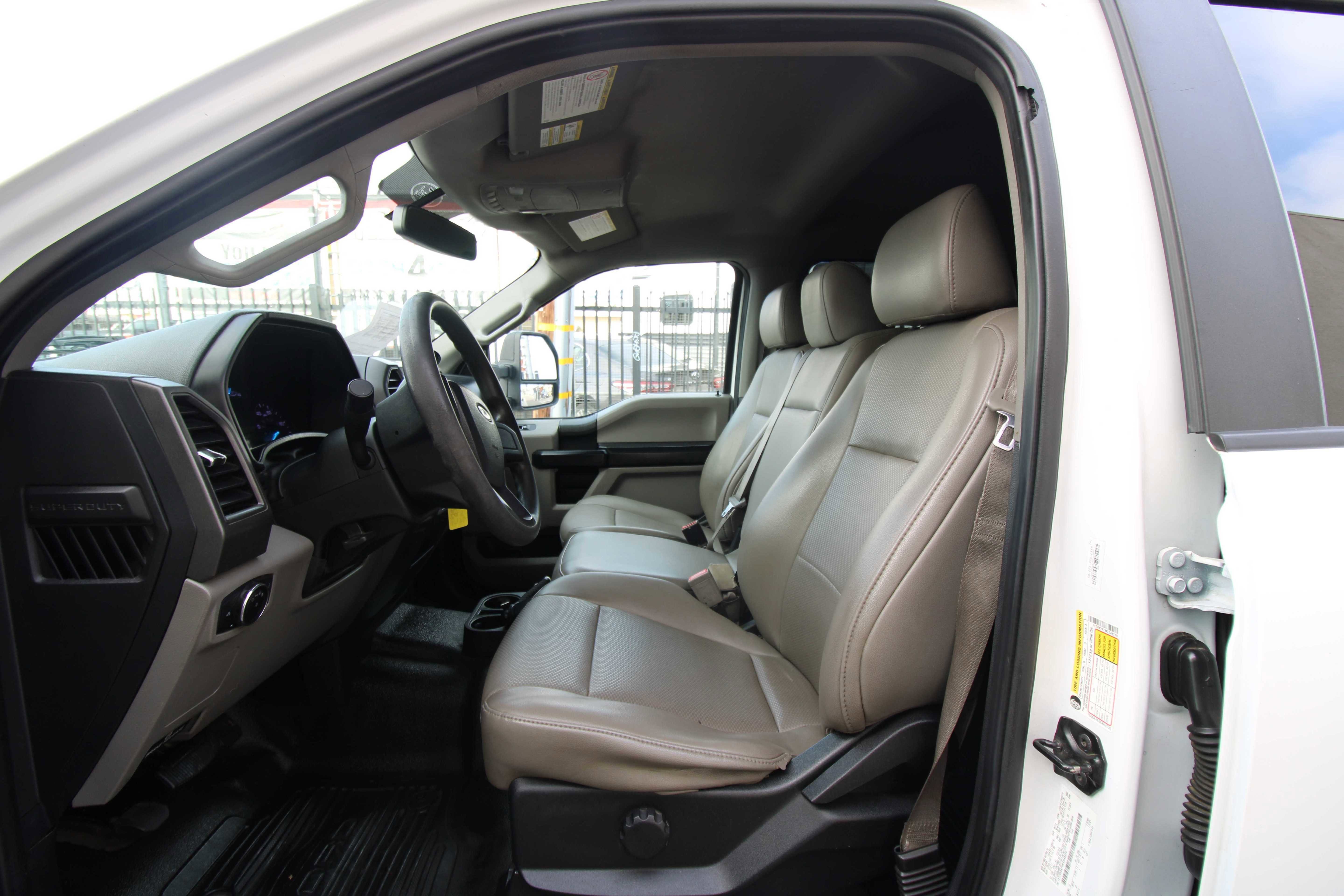 Used 2019 Ford F250 XL w/ Power Equipment Group image 6