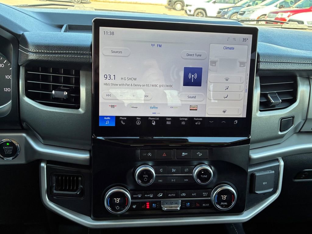 Used 2024 Ford Expedition XLT image 23