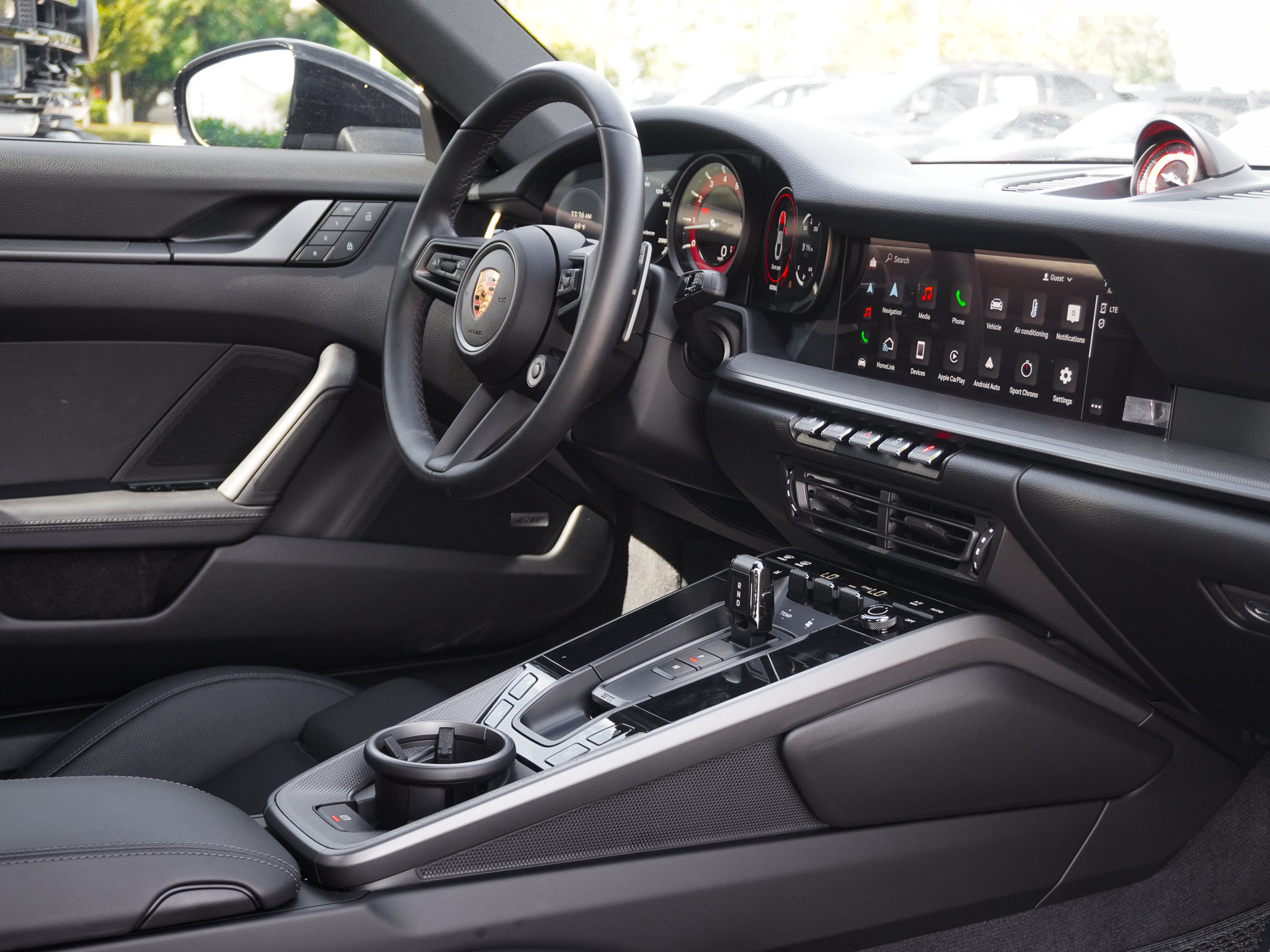 Used 2024 Porsche 911 Carrera RWD image 37