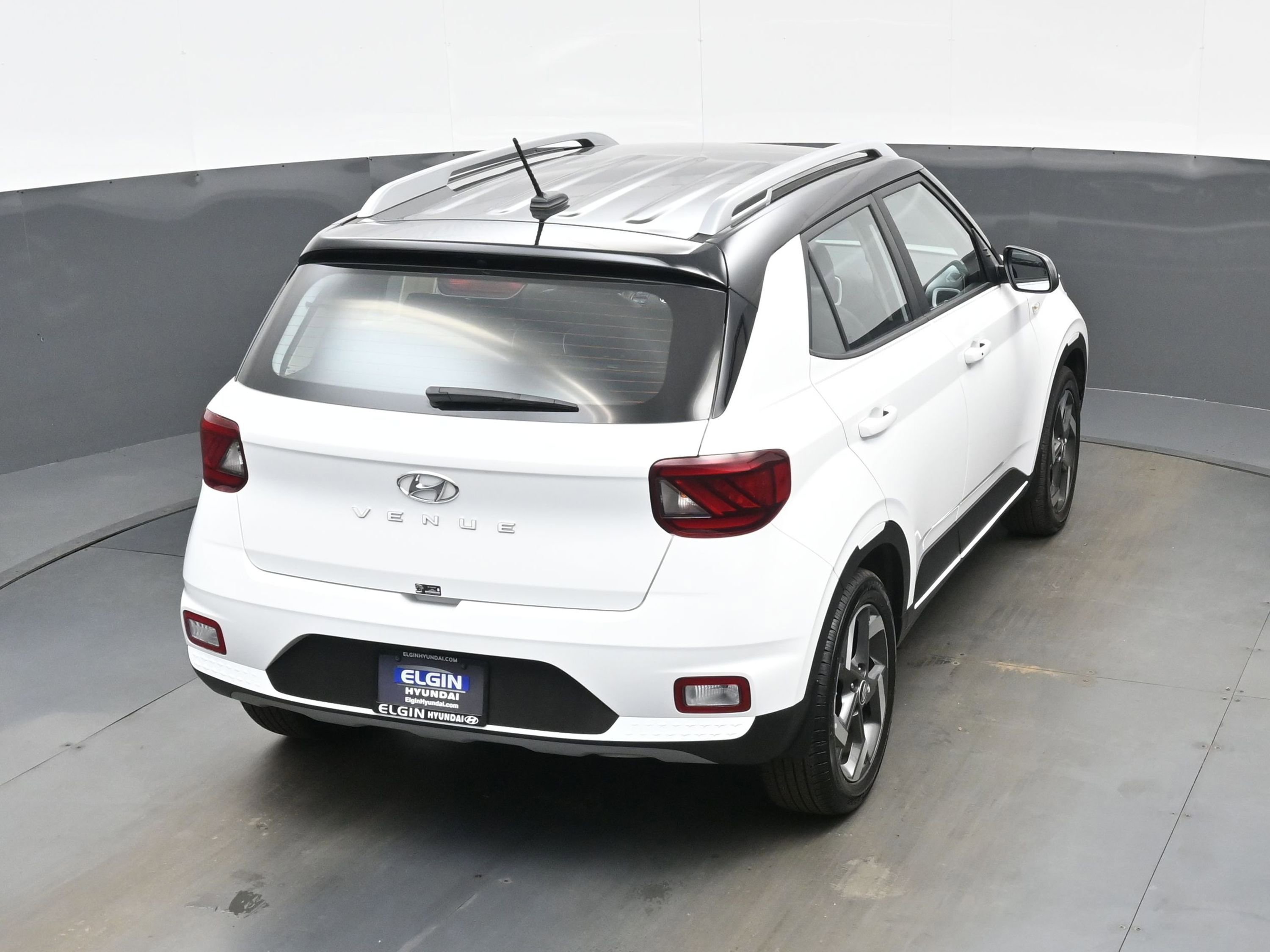Certified 2025 Hyundai Venue Limited image 37