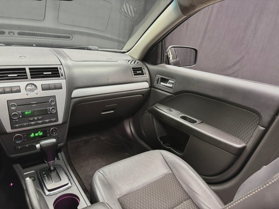 Used 2009 Ford Fusion SEL FWD image 34