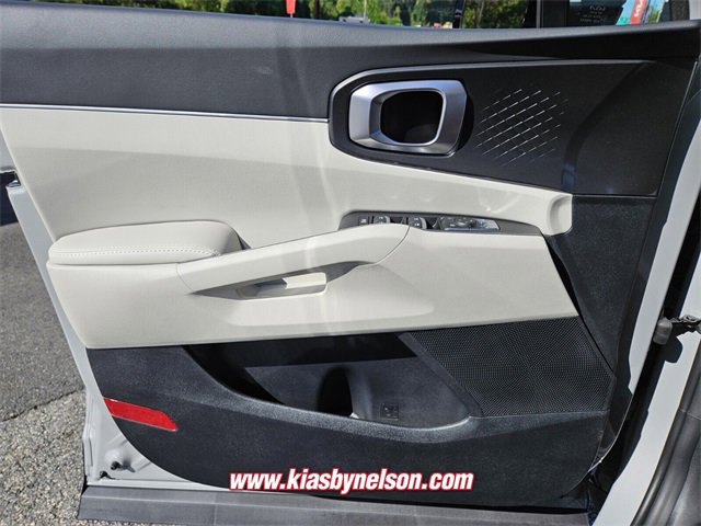 New 2026 Kia Sorento S image 14