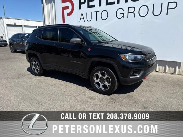 Used 2022 Jeep Compass Trailhawk AWD/4WD image 2