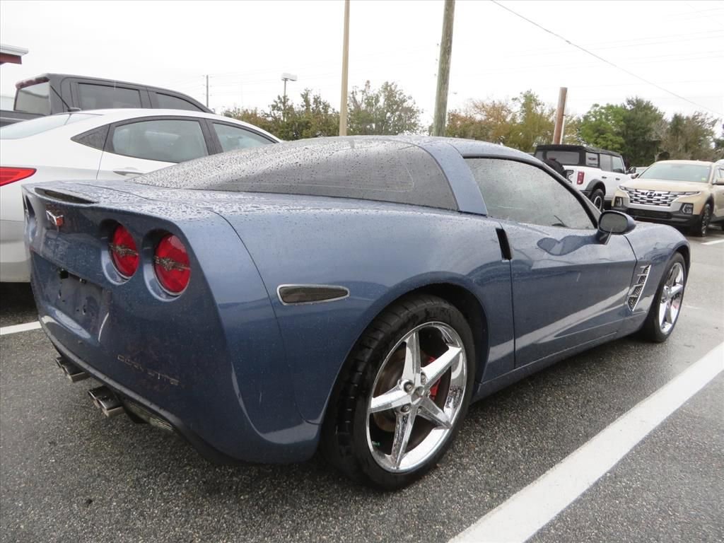 Used 2011 Chevrolet Corvette Coupe w/ 1LT image 4