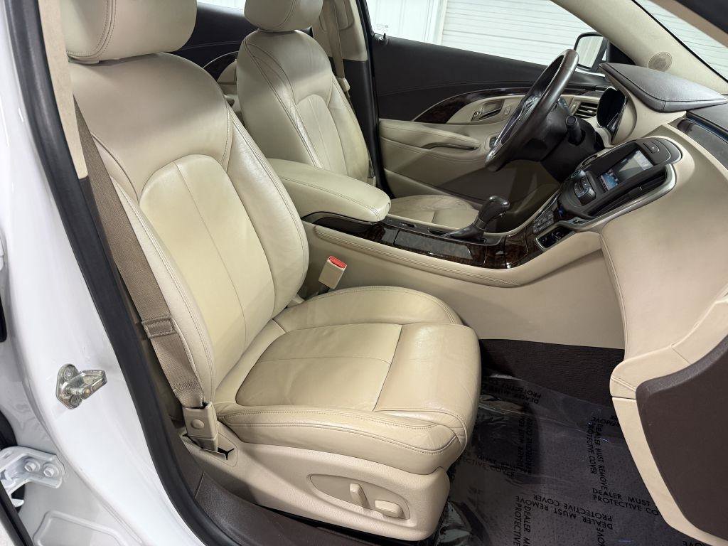 Used 2016 Buick LaCrosse Leather FWD image 32