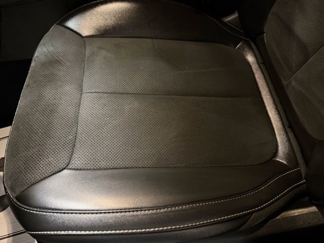 Used 2024 Jeep Grand Cherokee L Laredo image 15