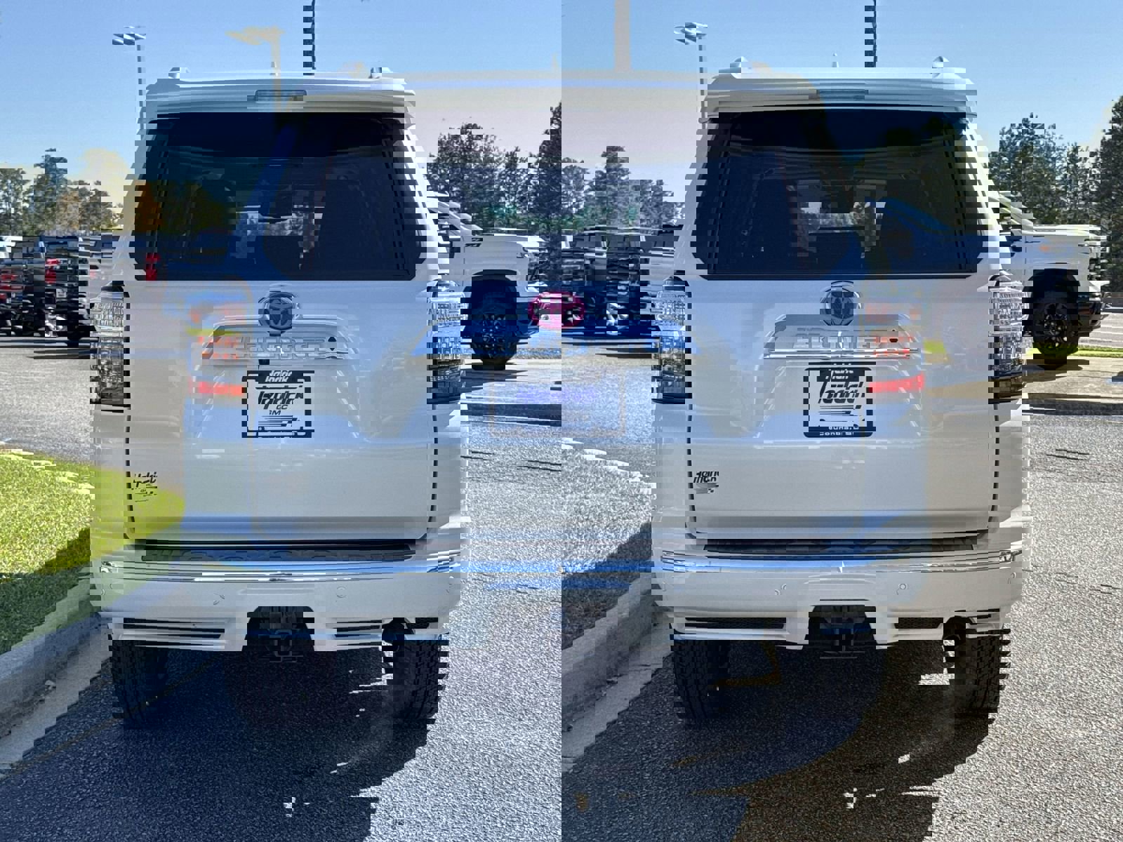 Used 2024 Toyota 4Runner Limited image 9