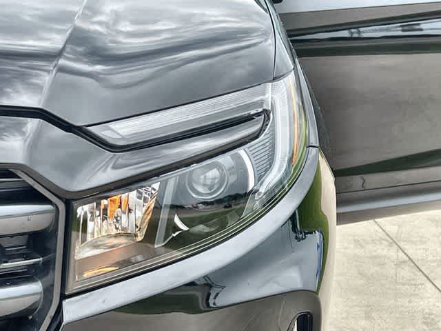 Certified 2025 Honda Ridgeline Sport image 24