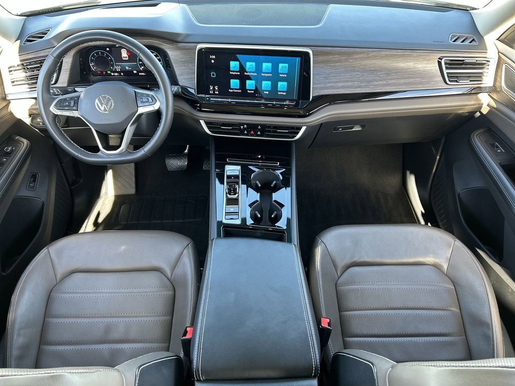 Used 2024 Volkswagen Atlas SEL image 21