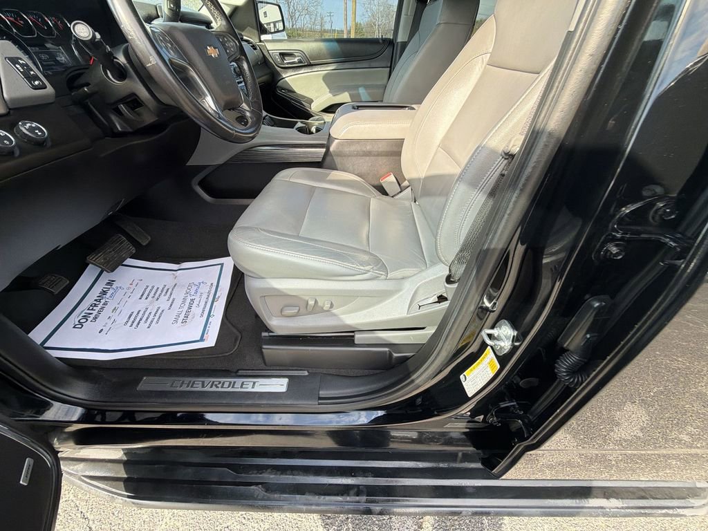 Used 2019 Chevrolet Tahoe LT AWD/4WD image 12