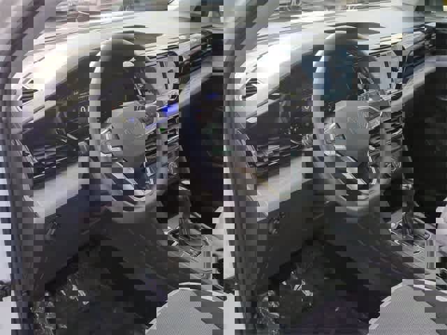 Used 2022 Volkswagen Taos S image 10