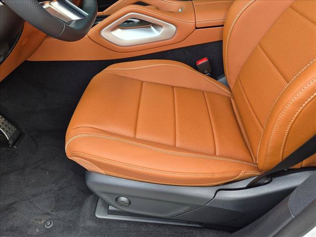 New 2027 Mercedes-Benz GLS 450 4MATIC image 4
