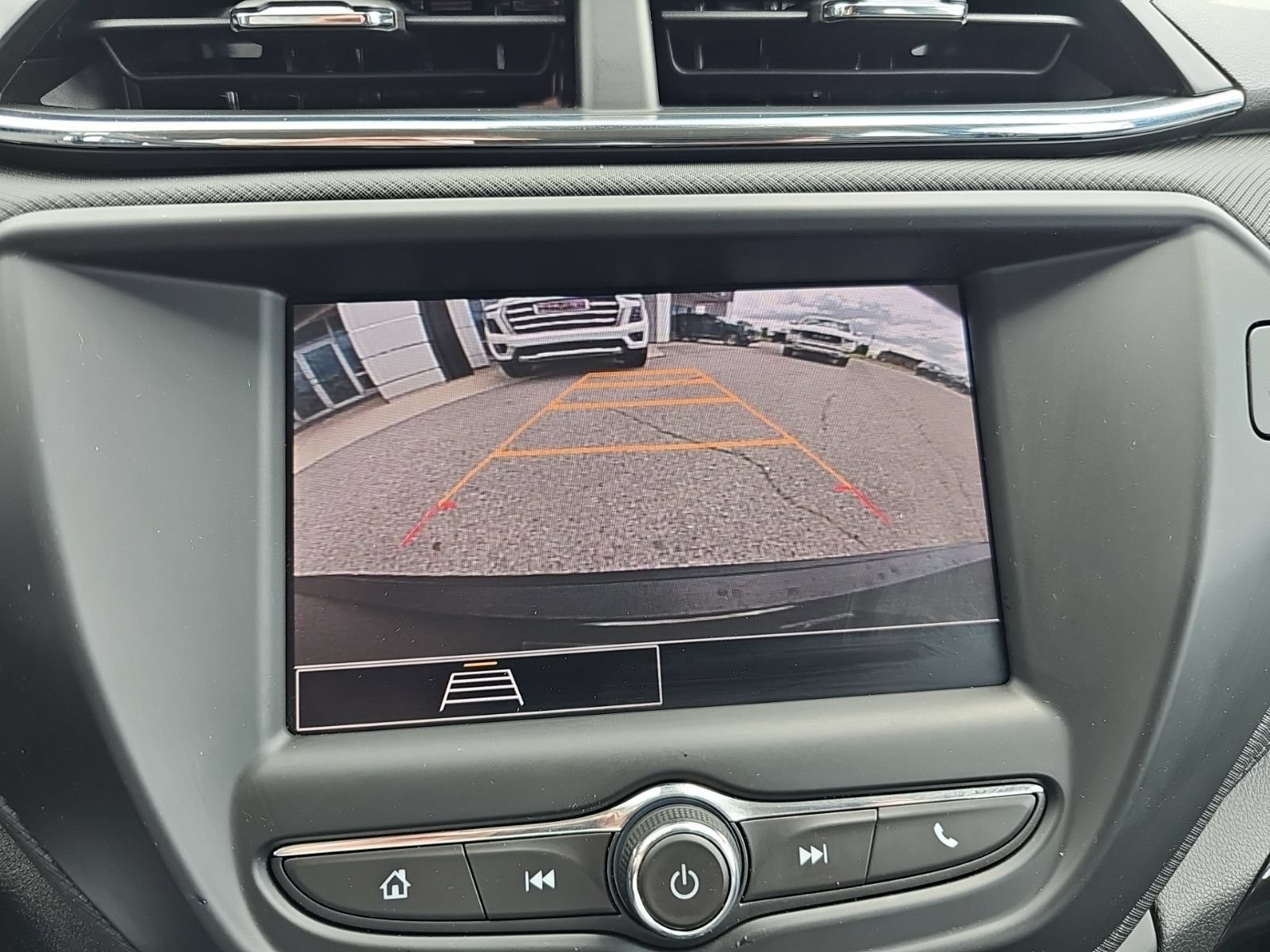 Used 2023 Chevrolet TrailBlazer LS FWD image 19