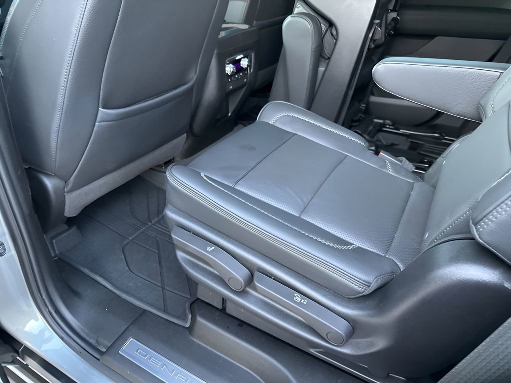 Used 2024 GMC Yukon Denali image 20