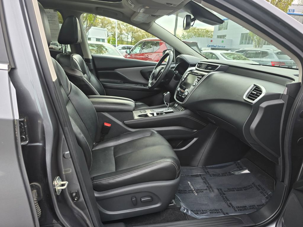 Used 2020 Nissan Murano SL w/ Moonroof Package AWD/4WD image 11