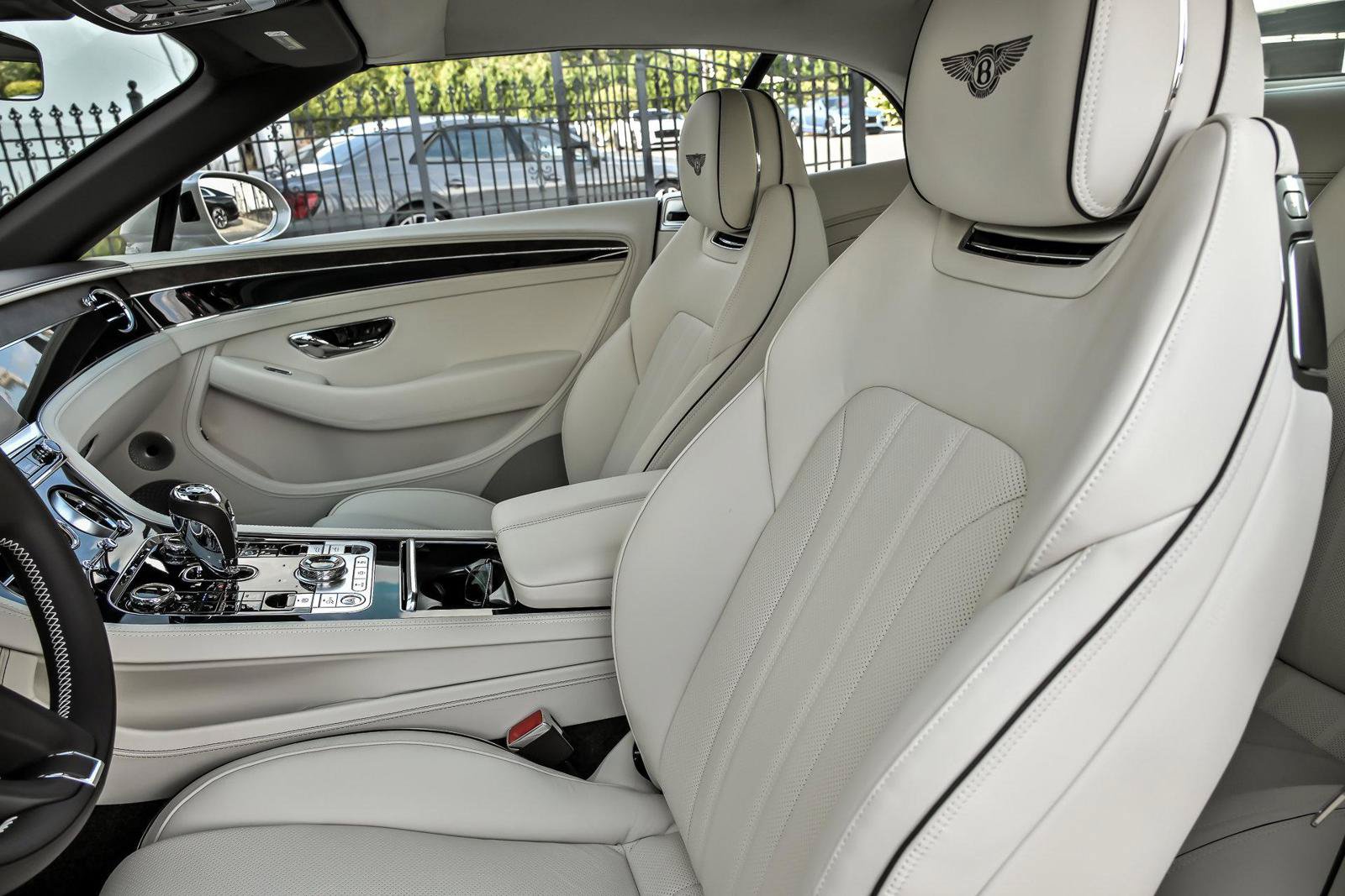 New 2026 Bentley Continental GTC AWD/4WD image 2