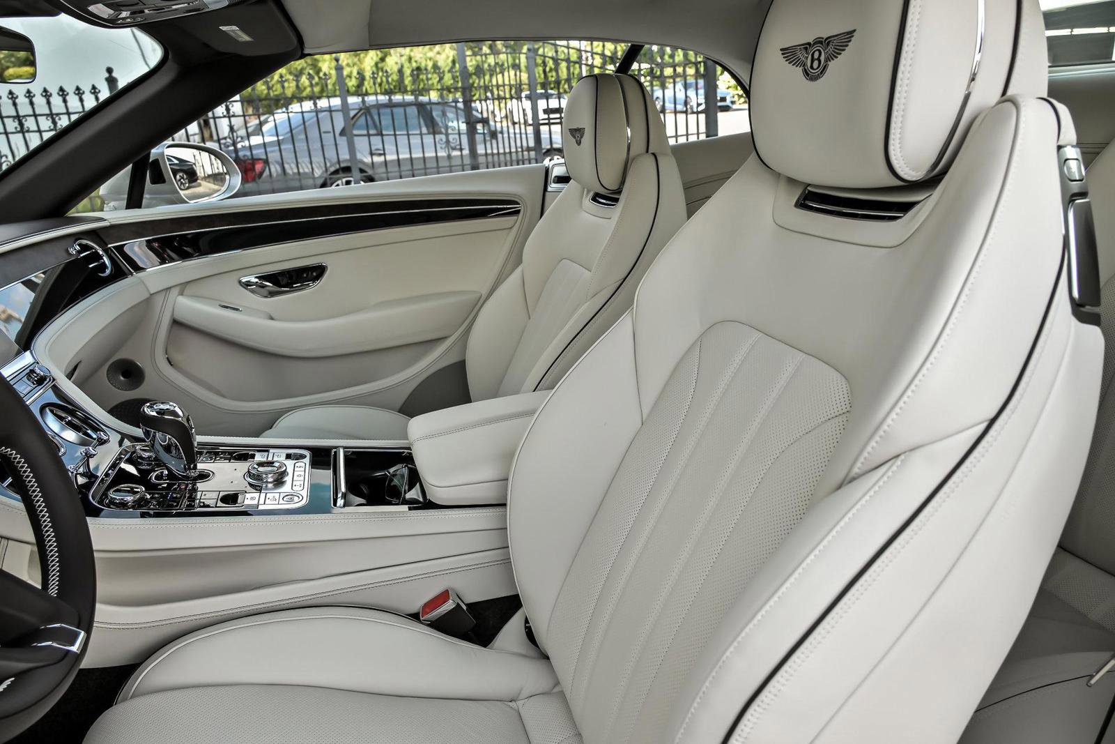New 2026 Bentley Continental GTC AWD/4WD image 2