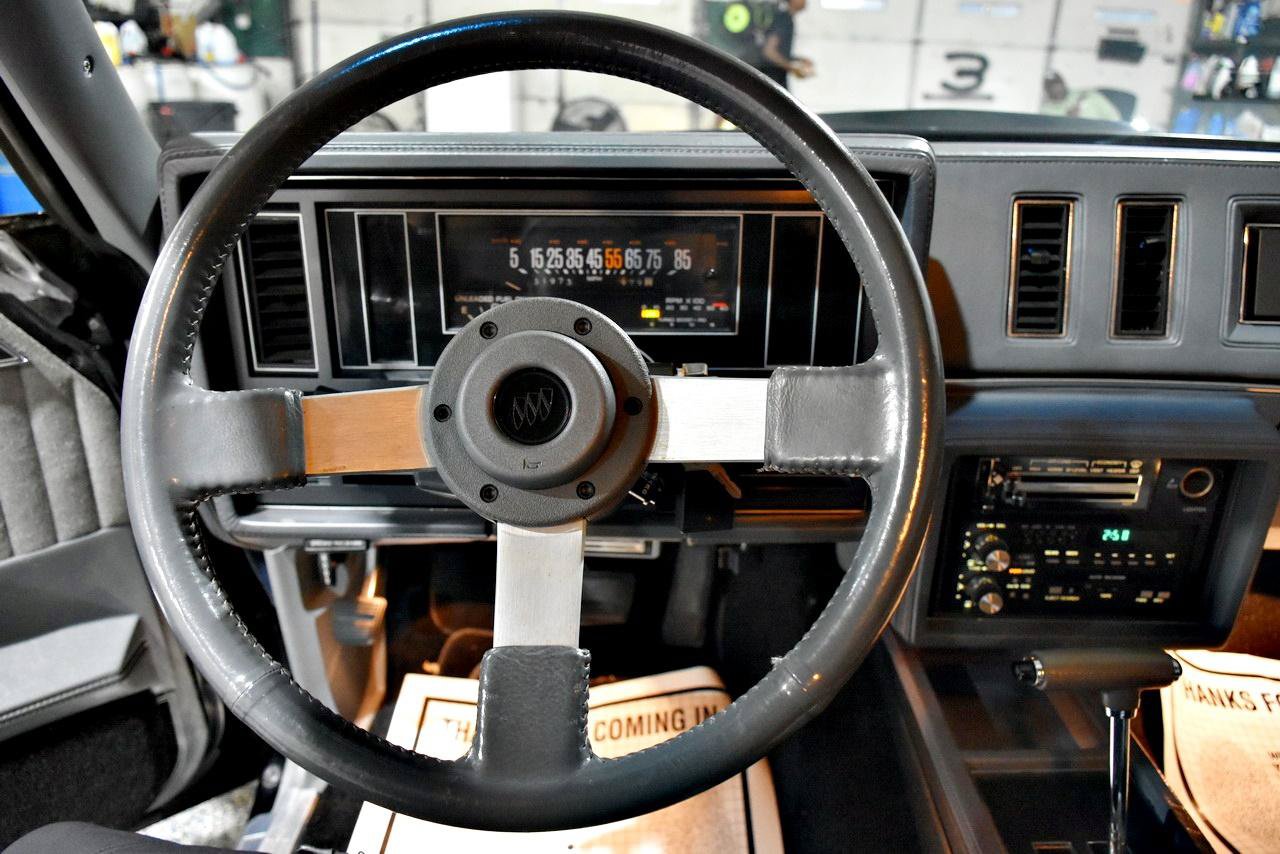 Used 1987 Buick Regal Coupe RWD image 15