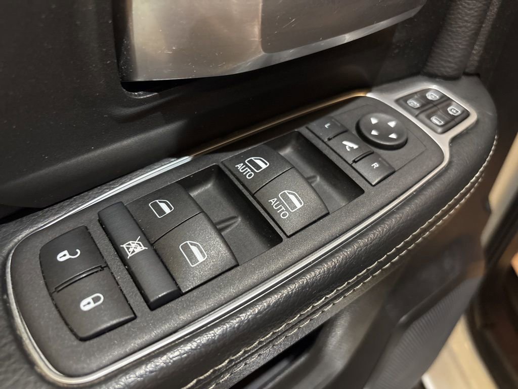 Used 2024 RAM 3500 Big Horn image 17