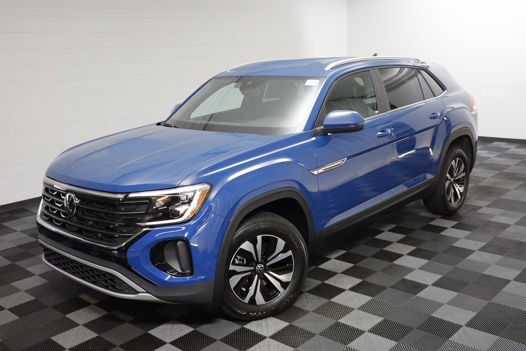 New 2026 Volkswagen Atlas Cross Sport SE image 2