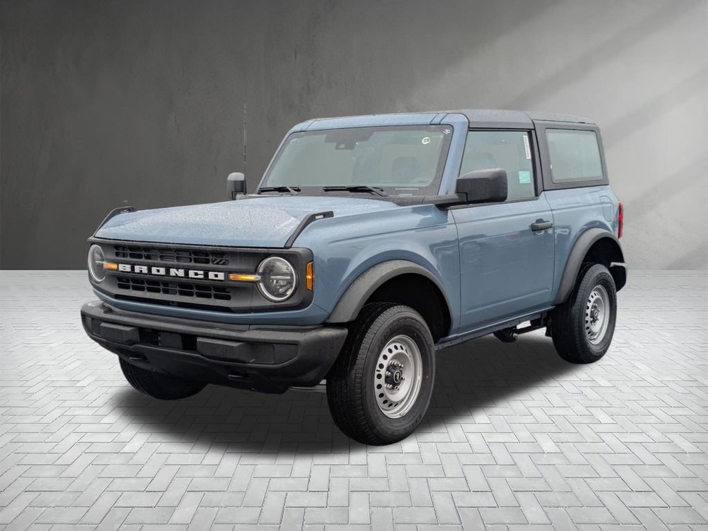 New 2025 Ford Bronco 2-Door image 2
