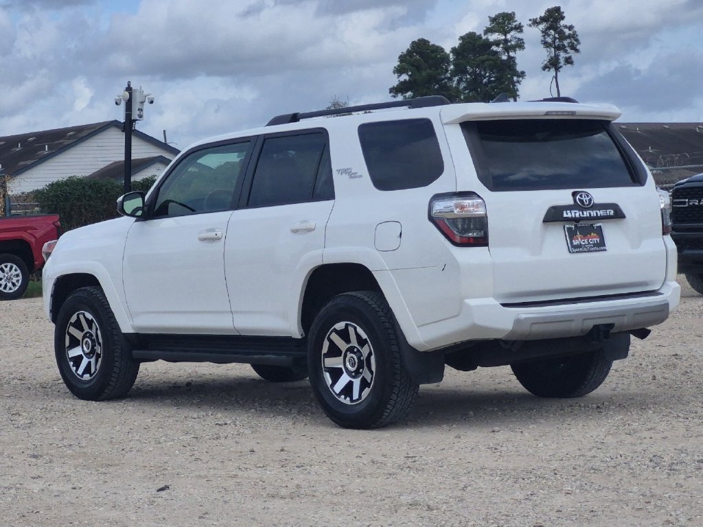 Certified 2024 Toyota 4Runner TRD Off-Road AWD/4WD image 4