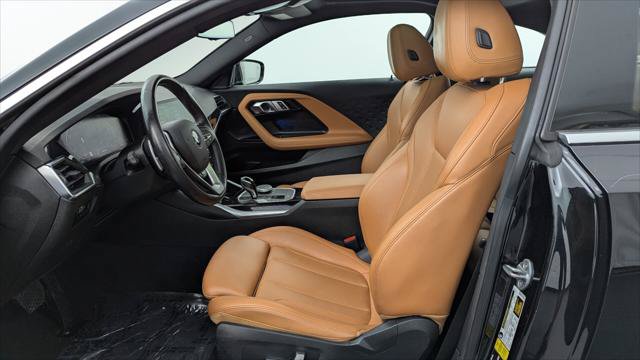 Used 2022 BMW 230i Coupe w/ Convenience Package RWD image 14