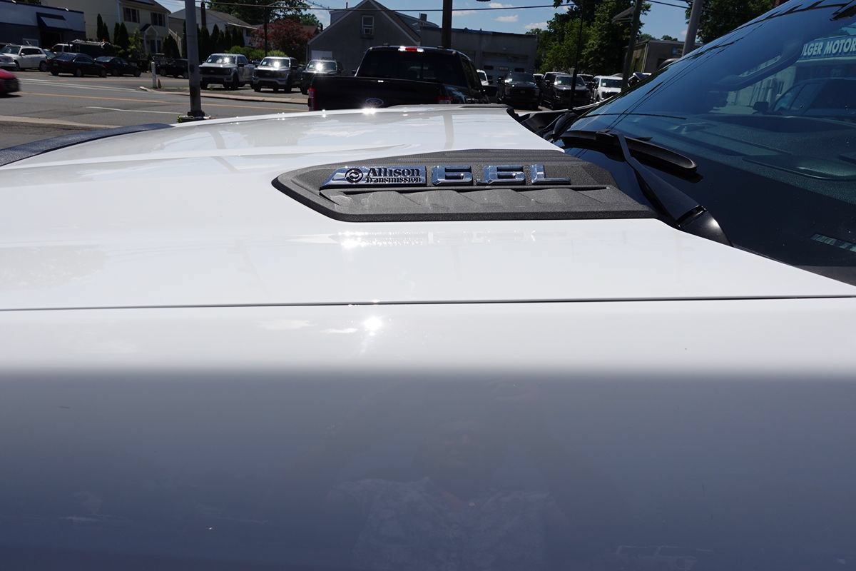 Used 2025 Chevrolet Silverado 2500 W/T AWD/4WD image 8