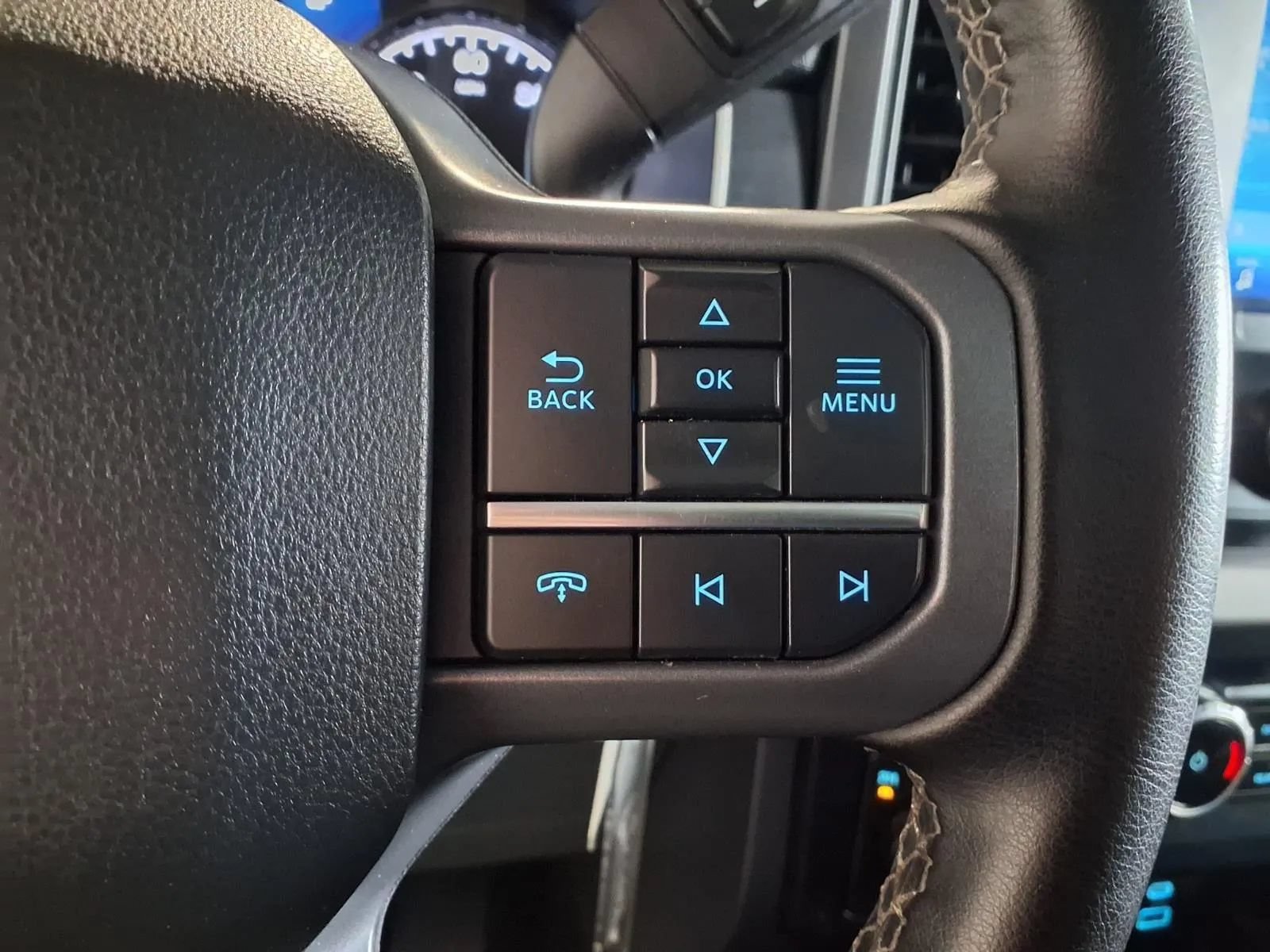 Used 2023 Ford F150 XLT w/ Equipment Group 301A Mid AWD/4WD image 25