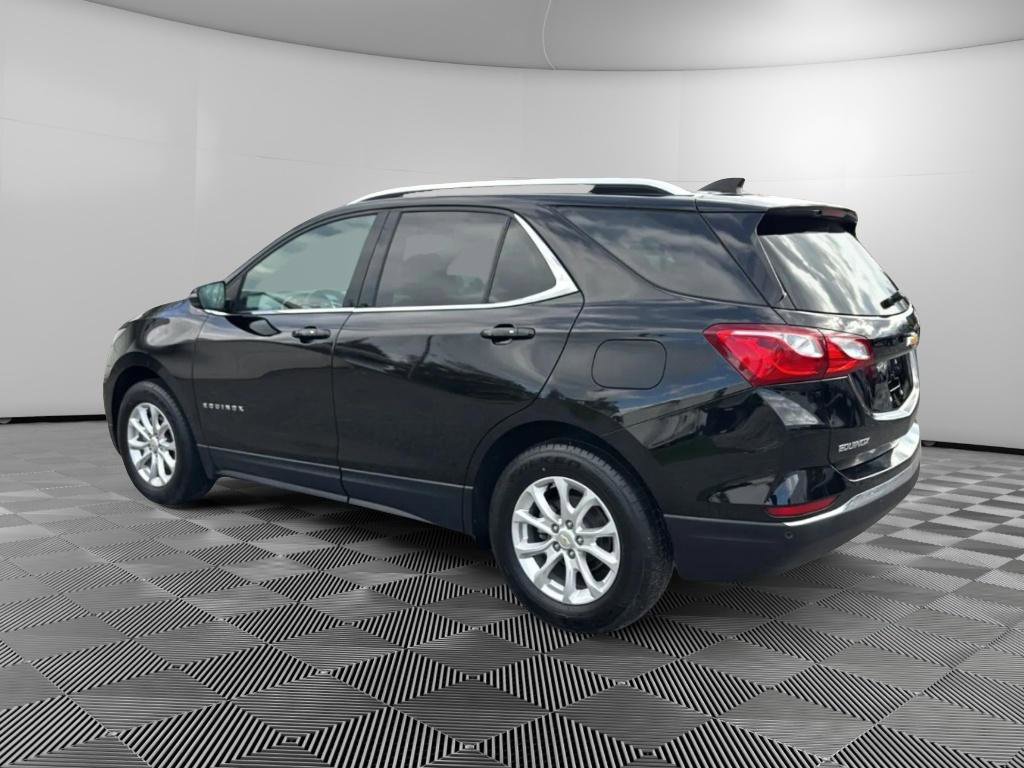 Used 2018 Chevrolet Equinox LT w/ Sun & Infotainment Package image 3
