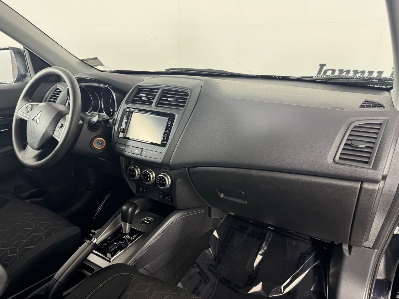 Used 2025 Mitsubishi Outlander Sport AWD image 33