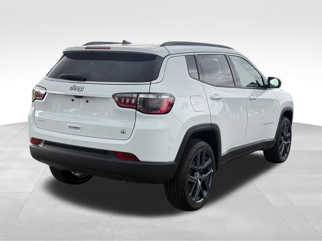 New 2026 Jeep Compass Latitude AWD/4WD image 28