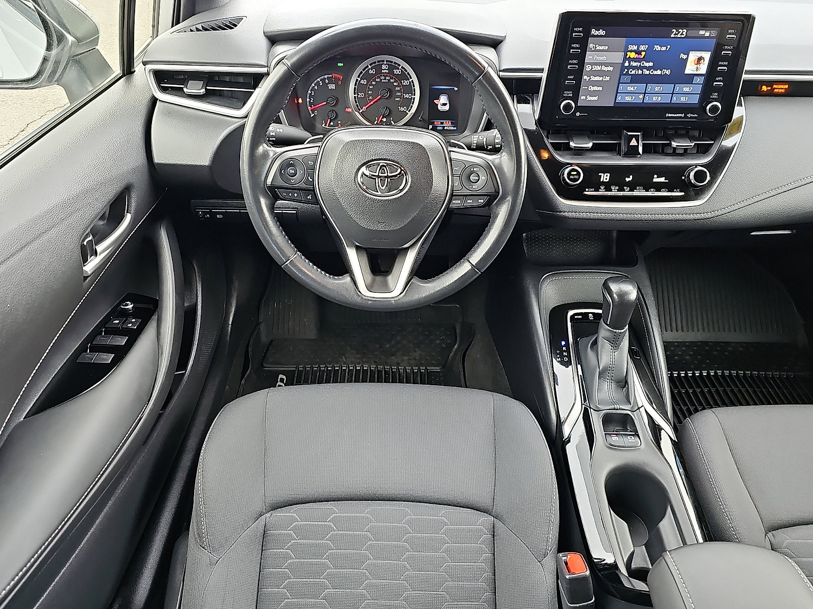 Used 2020 Toyota Corolla SE w/ SE Preferred Package image 11