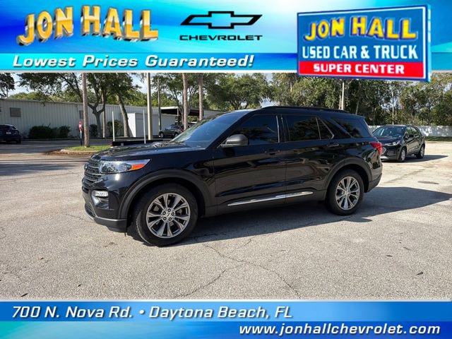 Used 2023 Ford Explorer XLT w/ Equipment Group 202A RWD image 3