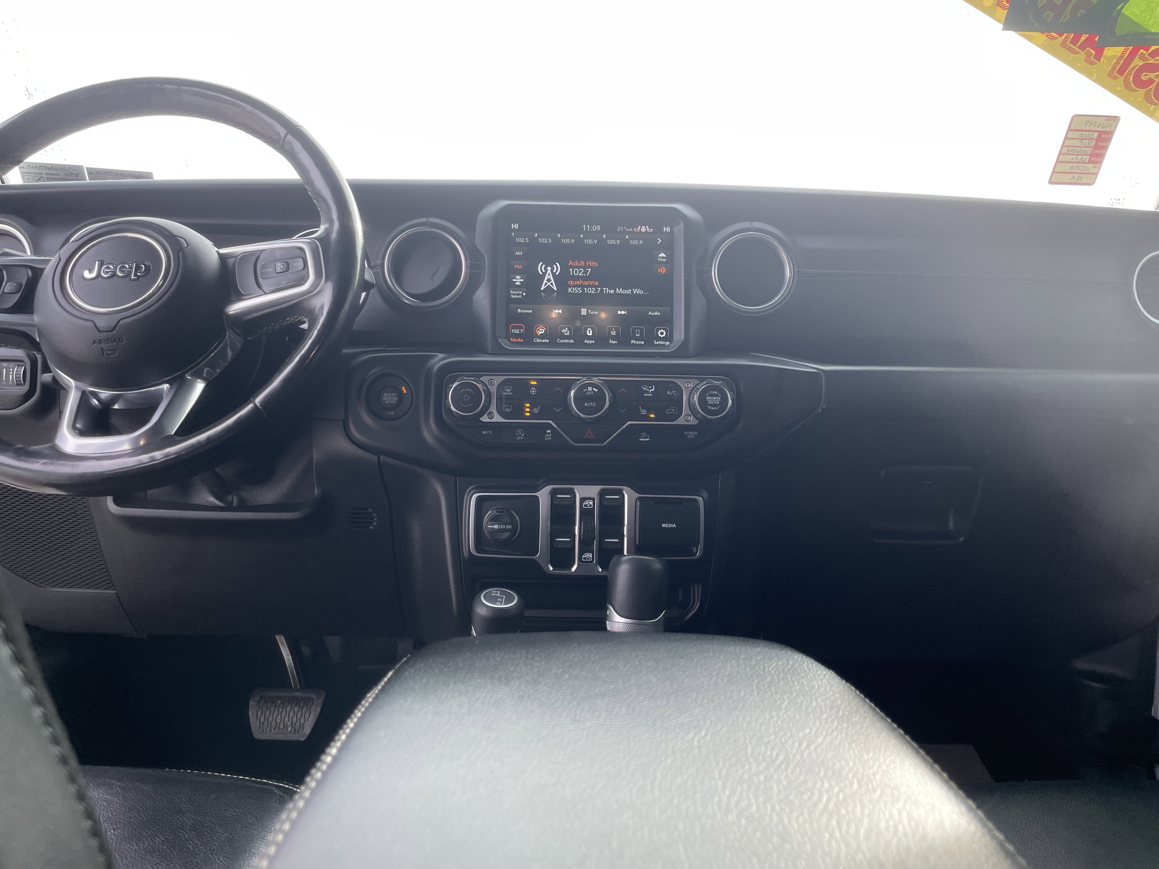 Used 2020 Jeep Gladiator Overland image 14