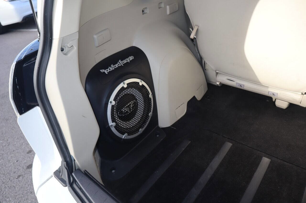 Used 2008 Mitsubishi Outlander SE image 22