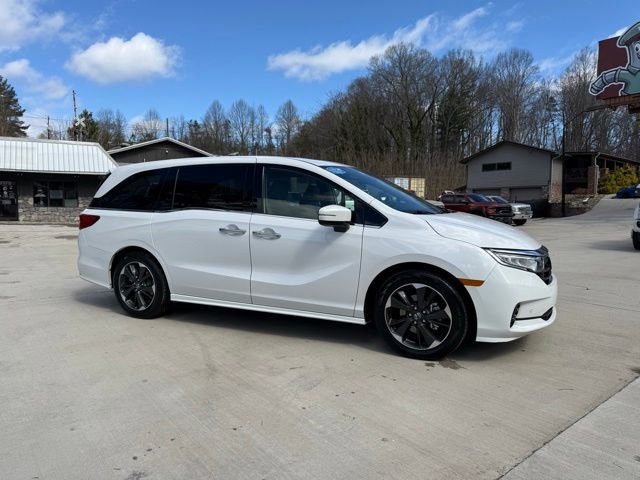 Used 2024 Honda Odyssey Elite image 2