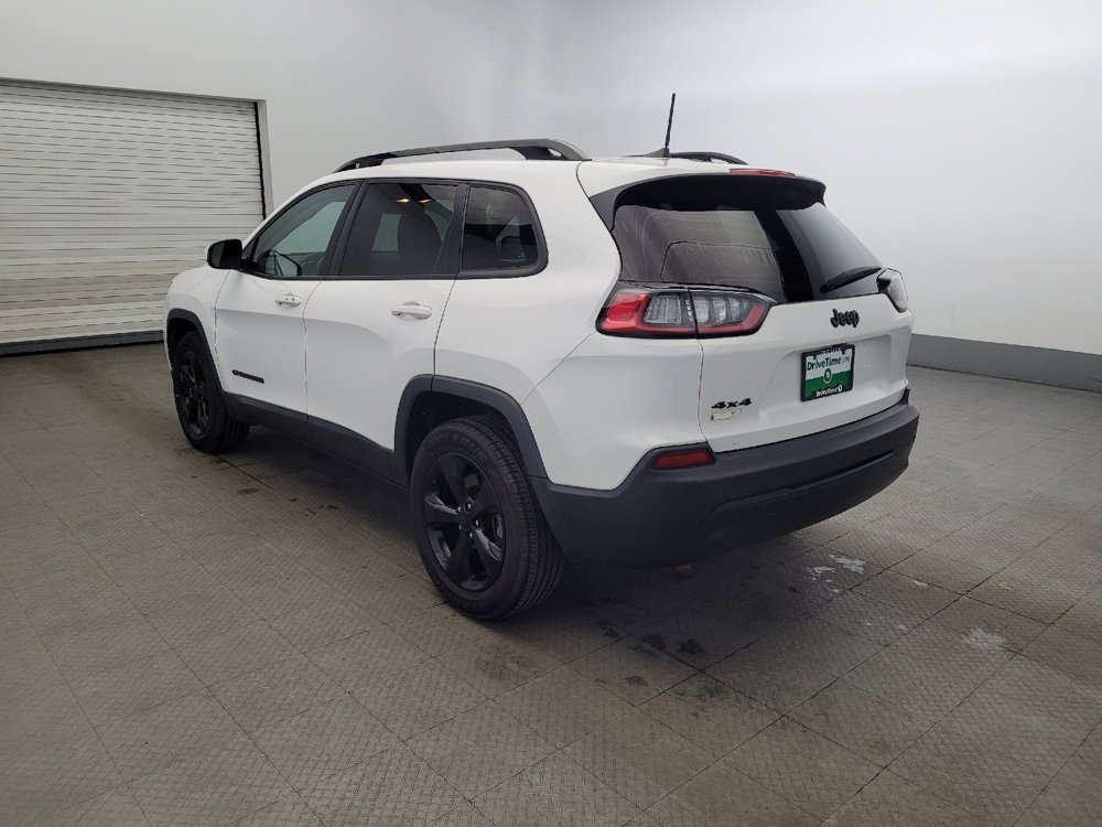 Used 2019 Jeep Cherokee Latitude Plus AWD/4WD image 5