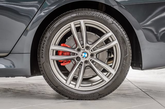 Used 2019 BMW 740i w/ M Sport Package RWD image 14