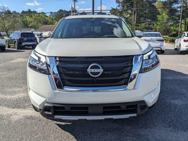Certified 2024 Nissan Pathfinder Platinum w/ Cargo Package image 9