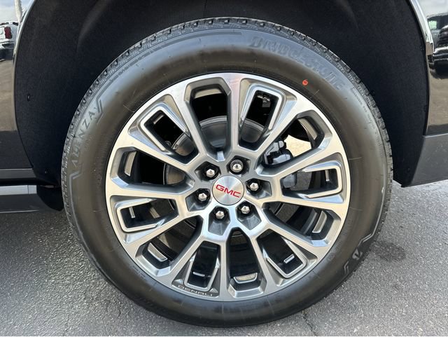 New 2026 GMC Yukon XL Denali image 17