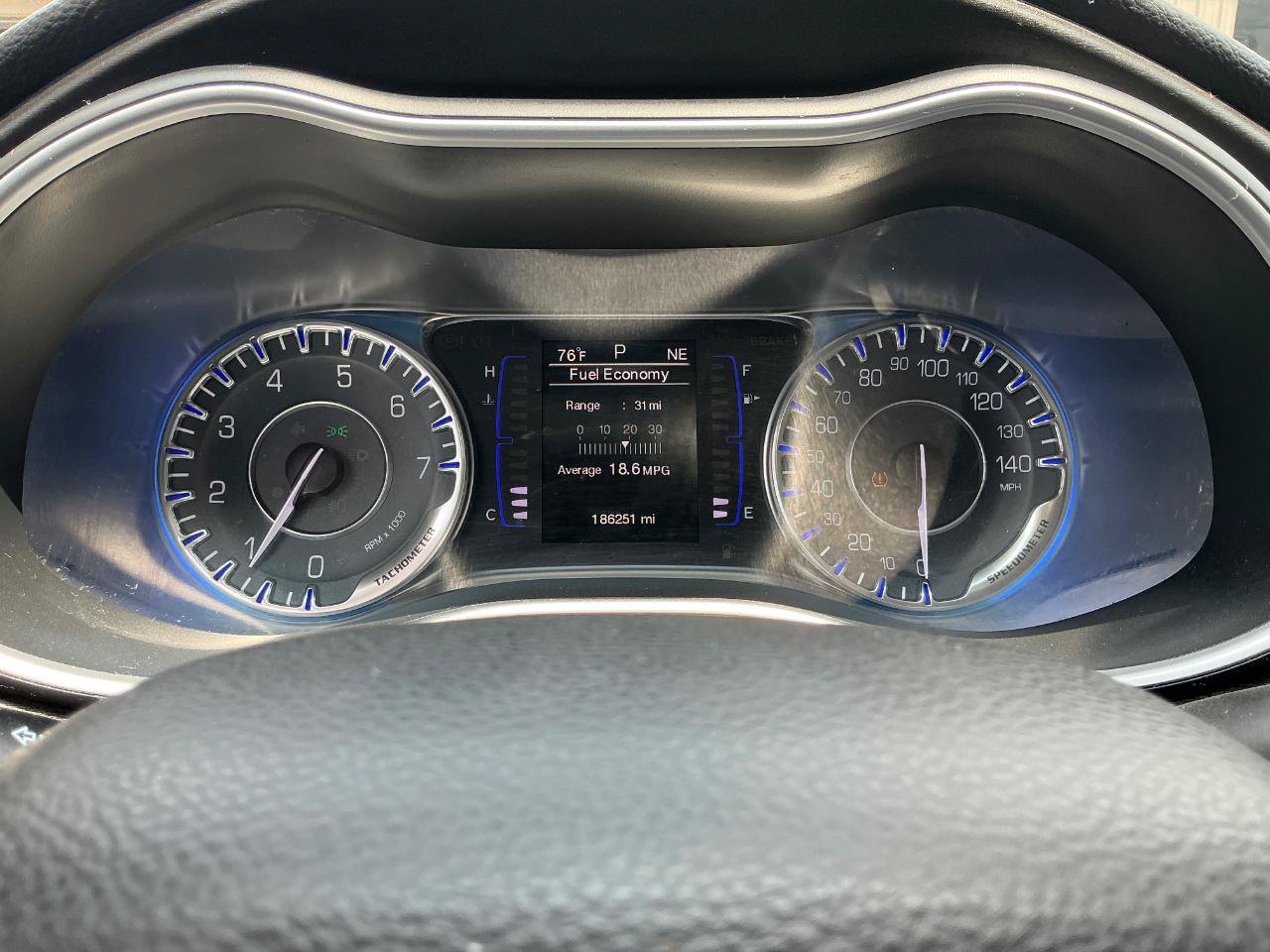 Used 2015 Chrysler 200 Limited w/ Convenience Group FWD image 21
