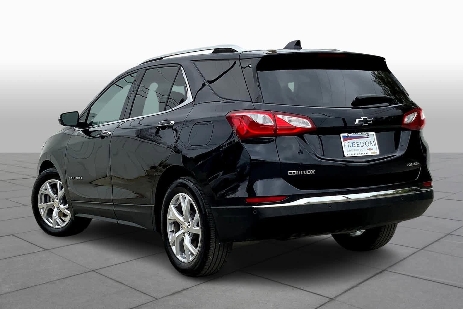 Used 2021 Chevrolet Equinox Premier FWD image 12