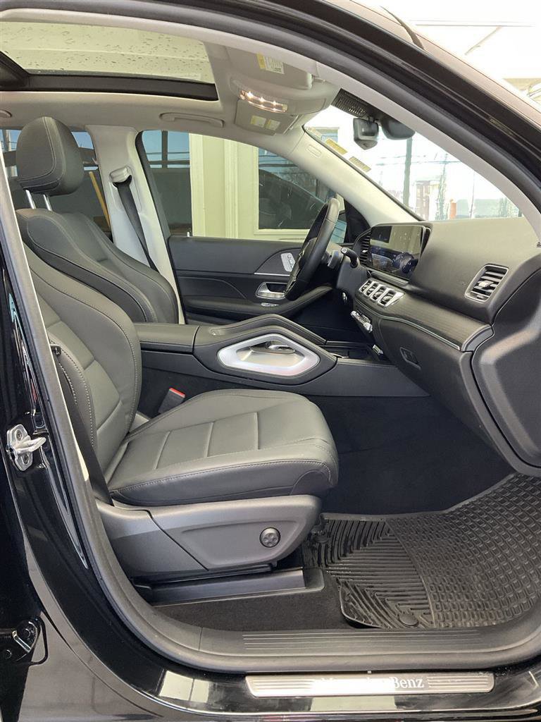 Used 2024 Mercedes-Benz GLE 450 4MATIC image 16