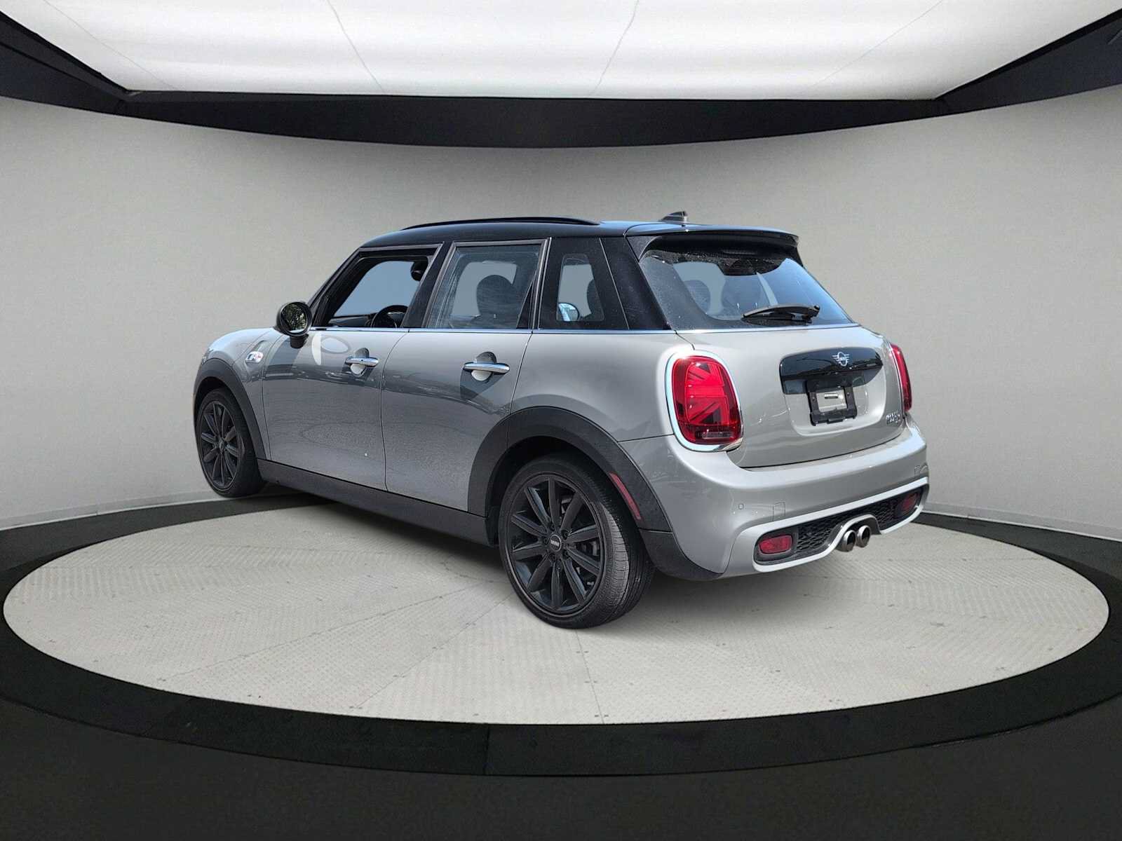 Used 2020 MINI Cooper S w/ Storage Package FWD image 6