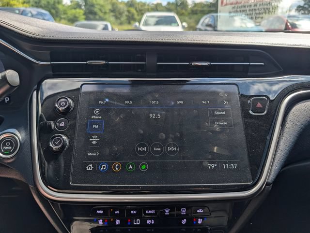 Used 2023 Chevrolet Bolt EUV Premier w/ Sun & Sound Package FWD image 26