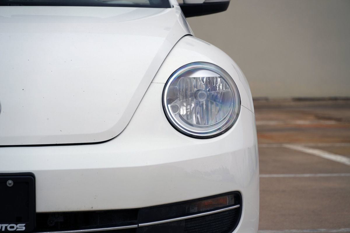 Used 2013 Volkswagen Beetle TDI FWD image 20